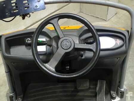 Schlepper 2019  Still LTX70 (3)