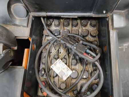 Apilador eléctrico 2000  Still EGV12 (4)