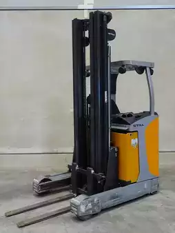 Carretilla retráctil 2018  Still FM-X17 (1)