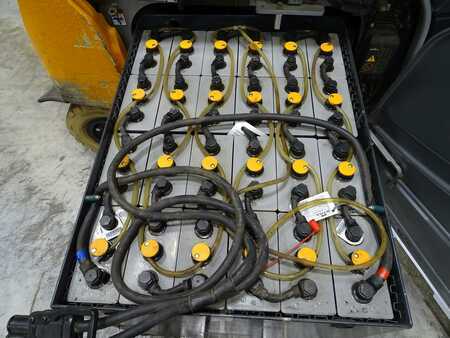 Carrelli elettrici 4 ruote 2020  Still RX20-16P (4)