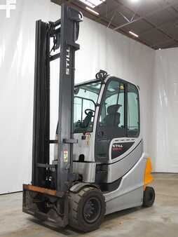 Eléctrico - 4 rodas 2017  Still RX60-40 (1)