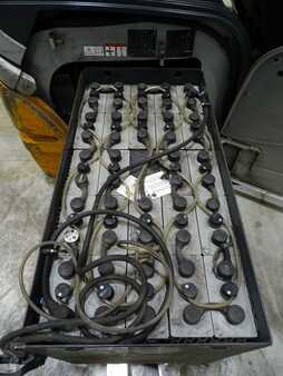 Elektrisk- 3 hjul 2005  Still RX20-15 (4)