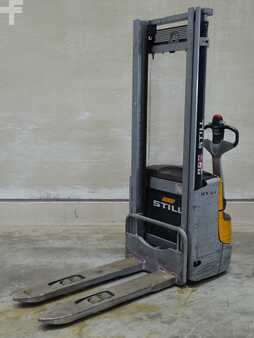Pallet Stackers 2018  Still EXV12 (1)