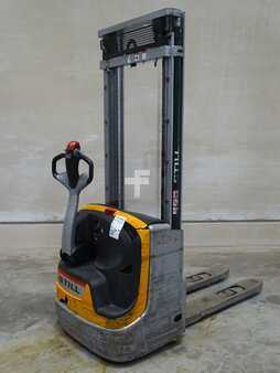 Pallet Stackers 2018  Still EXV12 (2)