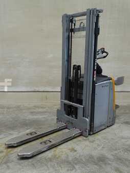 Stacker pedestre 2019  Still EXV-SF14 (1)