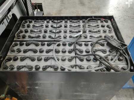 Carrelli elettrici 4 ruote 2019  Still RX60-30 (4)
