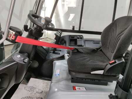 Elektromos 4 kerekű 2020  Still RX60-40 (3)