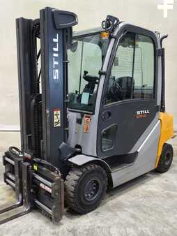 Gázüzemű targoncák 2017  Still RX70-25T (1)