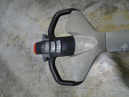 Niederhubwagen 2006  Still EXU20 (3)