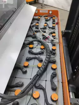 Carretilla retráctil 2017  Still FM-X17 (4)