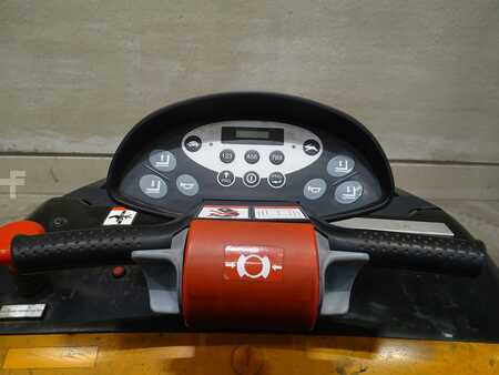 Niederhubwagen 2019  Still EXU-S24/EX (3)