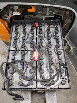 Carrelli elettrici 3 ruote 2019  Still RX20-18 (4)