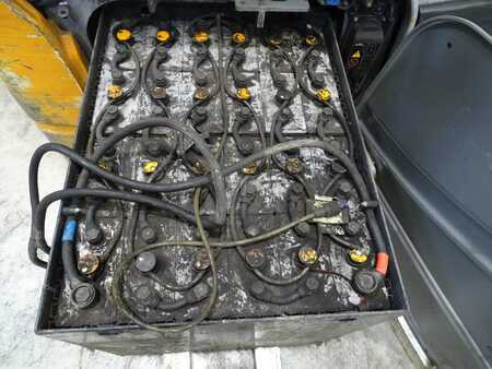 Carrelli elettrici 3 ruote 2020  Still RX20-16 (4)