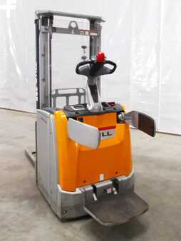 Stacker pedestre 2020  Still EXV-SF14 (1)
