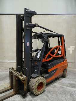 Elektro 4 Rad 2020  Linde E35L-01 (1)
