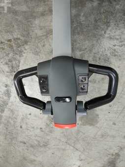 Hochhubwagen 2022  Still ECV10 (3)