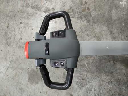 Hochhubwagen 2022  Still ECV10 (3)