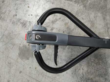 Electric Pallet Trucks 2024  Still ECH12C (3)