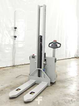 Hochhubwagen 2022  Still ECV10IC (2)