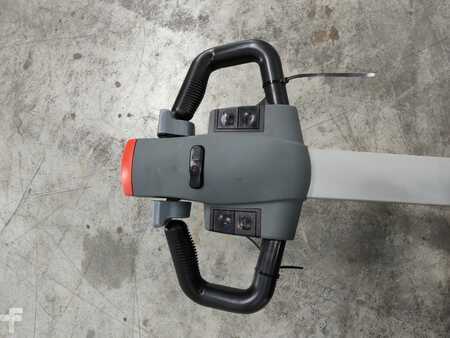 Hochhubwagen 2022  Still ECV10IC (3)