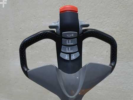 Apilador eléctrico 2019  Still EXU-H18 (3)