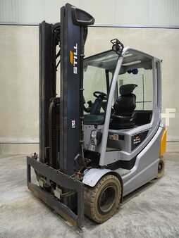 Carrelli elettrici 4 ruote 2020  Still RX60-30 (1)