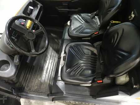 Tow Tugs 2011  Still R07-25 (3)