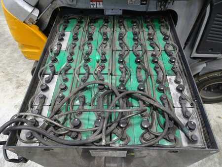 Carrelli elettrici 4 ruote 2014  Still RX60-30L (4)