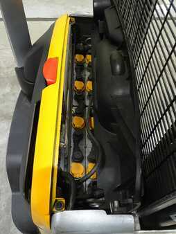 Hochhubwagen 2014  Still EXV10 (4)