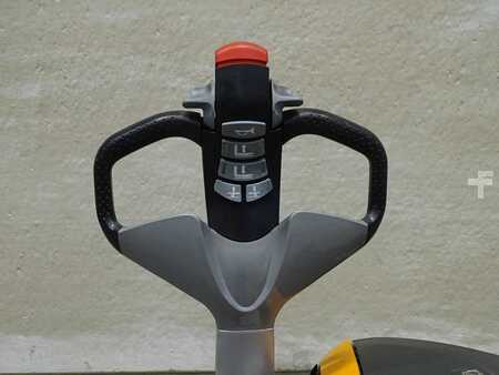 Apilador eléctrico 2018  Still EXU-H20 (3)