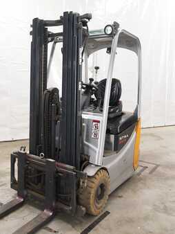 Electric - 3 wheels 2015  Still RX50-16 (1)