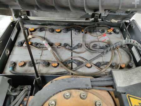 Electric - 3 wheels 2015  Still RX50-16 (4)