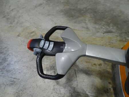Transpallet elettrici 2020  Still EXU18 (3)