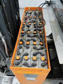 Reach Trucks 2019  Still FM-X14 (4)