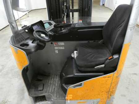 Reach Trucks 2019  Still FM-X14 (3)