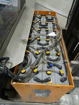 Reach Truck 2014  Still FM-X14 (4)
