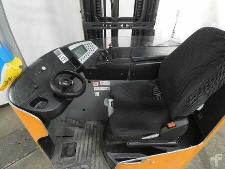 Reach Trucks 2018  Still FM-X20 (3)