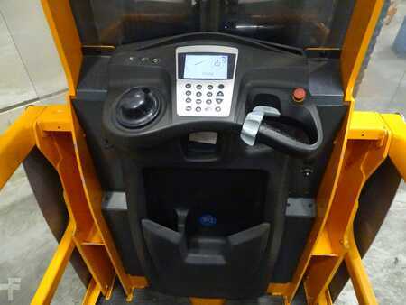 Vertikal ordreplukker 2021  Still EK-X (3)
