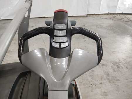 Stacker pedestre 2021  Still EXV-SF16D (3)