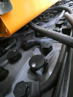 Reach Trucks 2015  Still FM-4W (4)