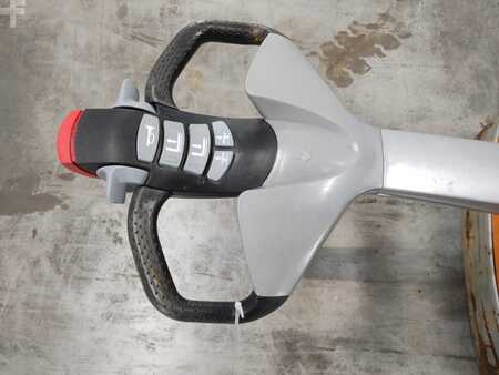 Apilador eléctrico 2018  Still EXU-H18 (3)