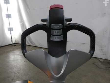 Transpalettes éléctriques 2023  Still EXU18/BATT.NEU (3)