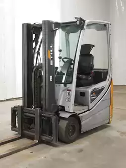 Eléctrica de 3 ruedas 2020  Still RX20-14C (1)