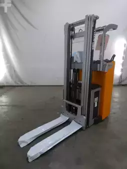 Apilador eléctrico 2019  Still FXV16/BATT.NEU (1)