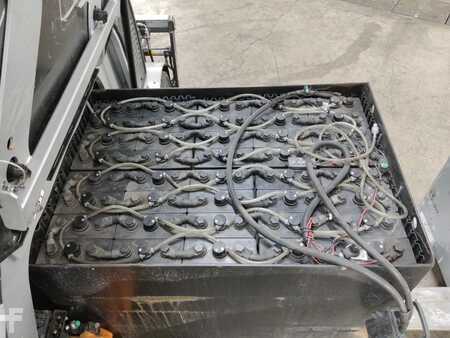 Chariots électriques à 4 roues 2019  Still RX60-30 (4)