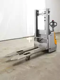 Magasemelésű béka 2020  Still EXV12I (1)