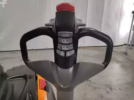 Magasemelésű béka 2020  Still EXV12I (3)