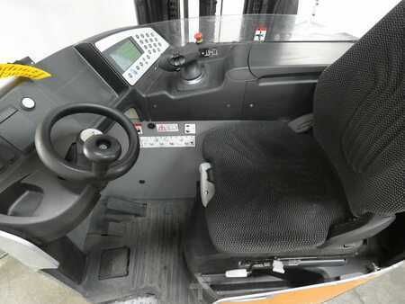 Retráctil 2020  Still FM-X17 (3)