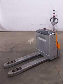 Porta-paletes elétrico 2016  Still EXU20 (1)