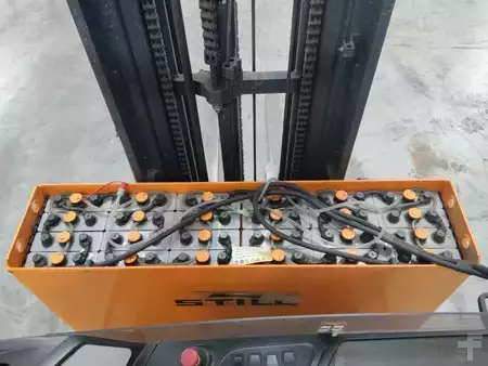 Carretilla retráctil 2021  Still FM-X17 (4)